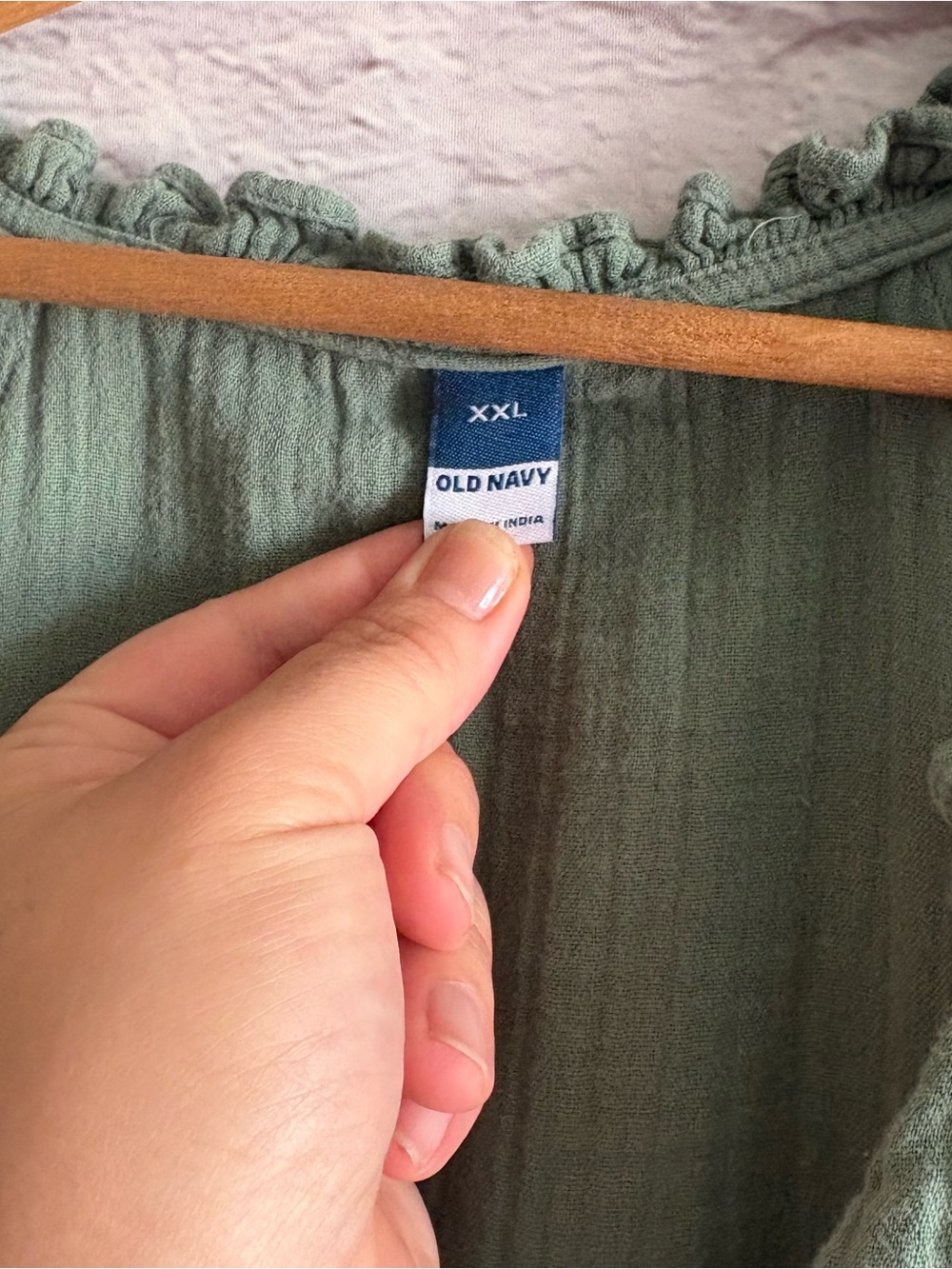 Old Navy Split-neck crinkle gauze mini Swing Dress - Picture 9 of 11